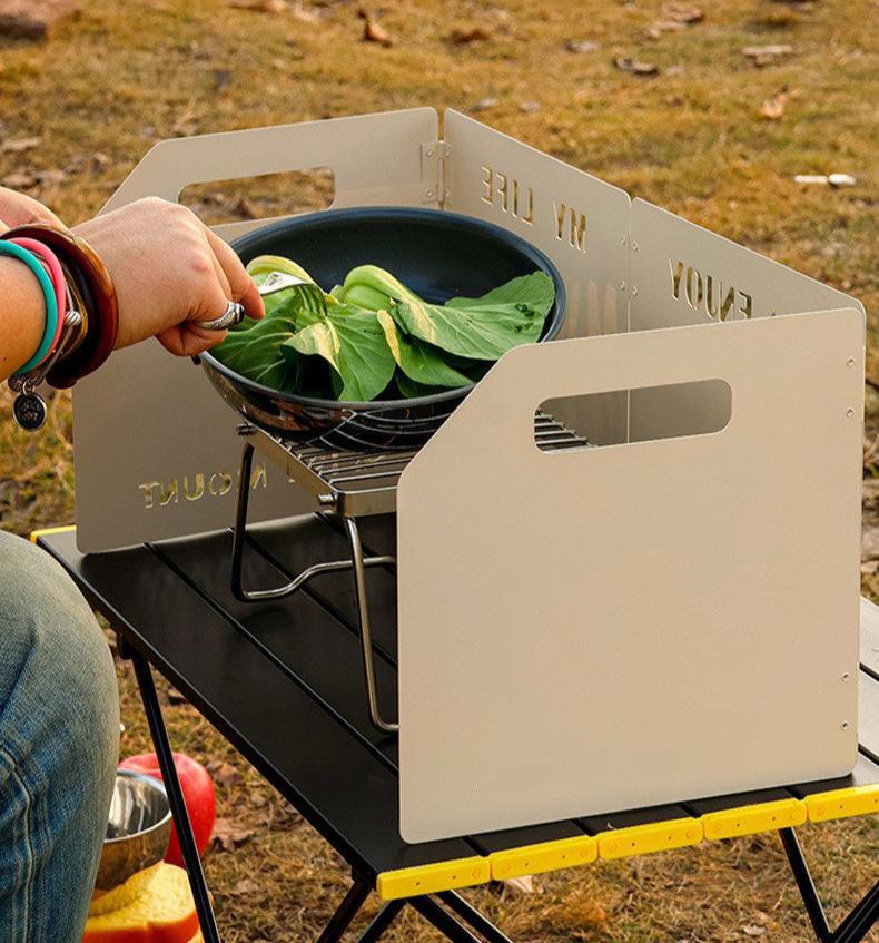 Outdoor Folding Windshield